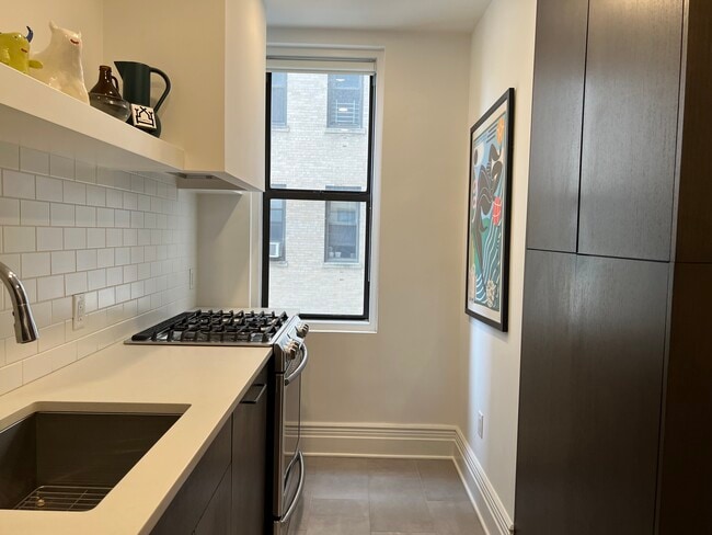 Building Photo - 2600 John F Kennedy Blvd