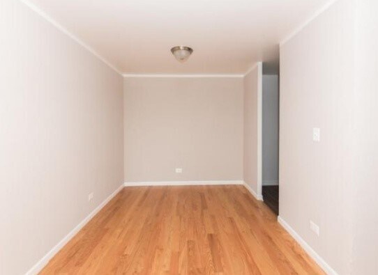 Building Photo - 1515 W Morse Ave