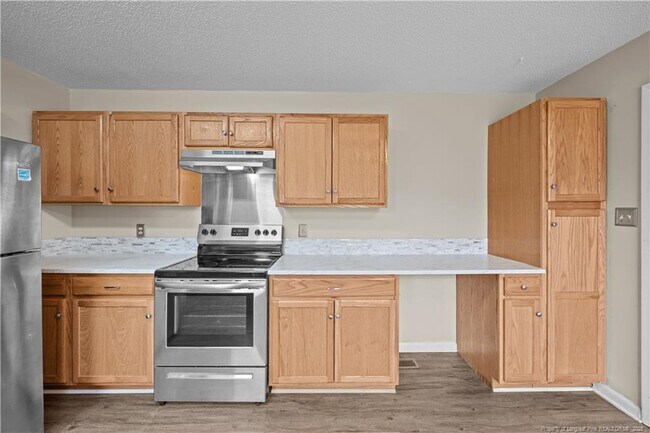 Building Photo - 6309 Cicada St