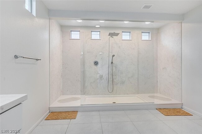 Building Photo - 6723 Tangled Vines Ave