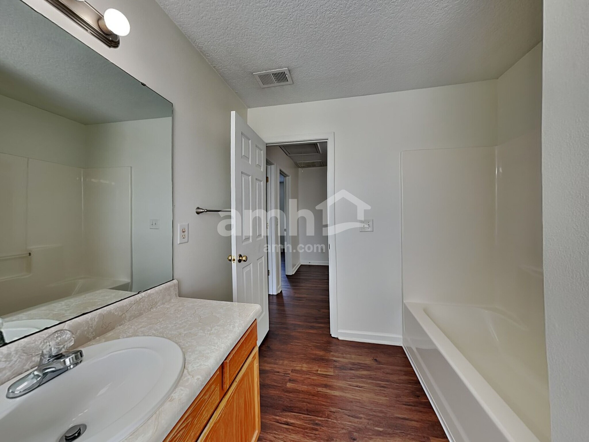 Building Photo - 211 Juniper Leaf Way