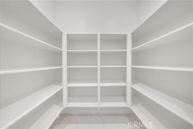 Building Photo - 1151 Summit Oak Dr