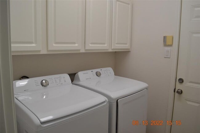 Building Photo - 4007 Sand Terrace Dr