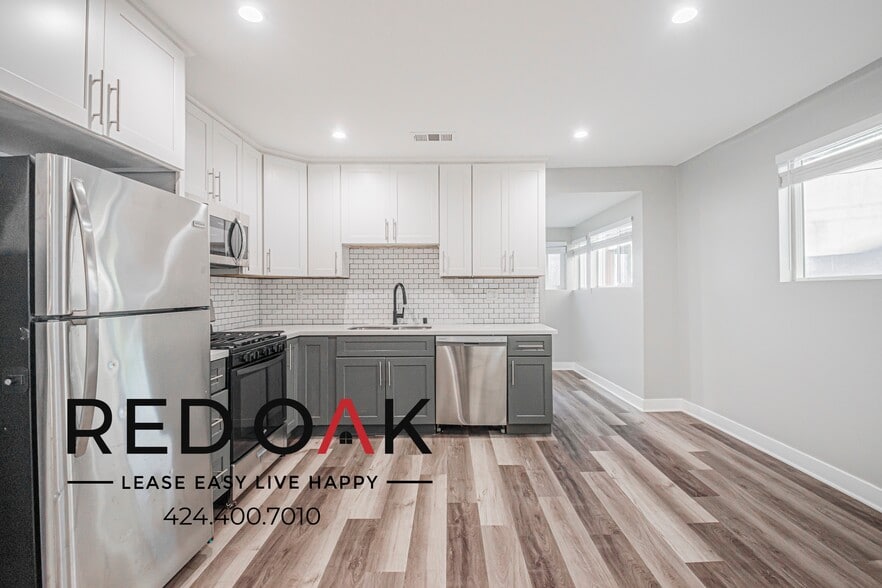 Building Photo - 3559 Percy St