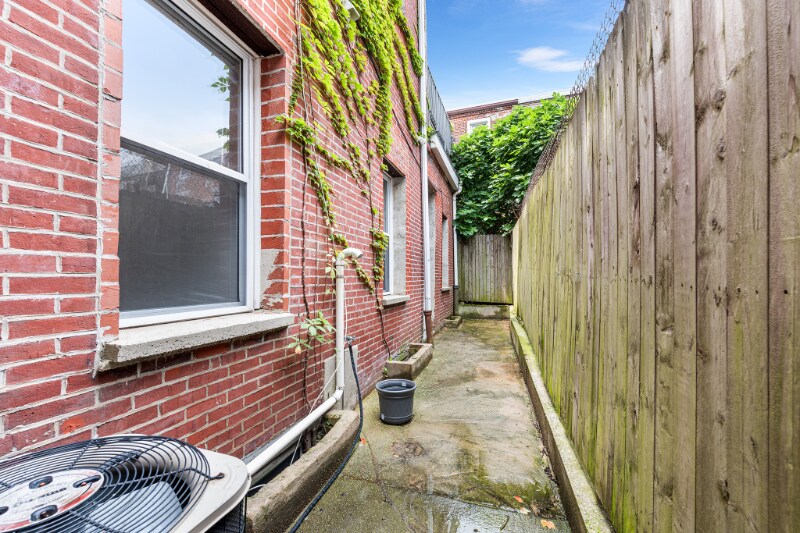 Building Photo - 1614 N 2nd St