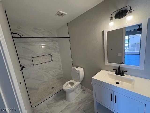 Building Photo - 4555 E Sahara Ave