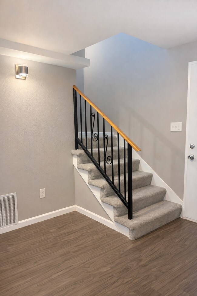 Building Photo - Harwell Drive