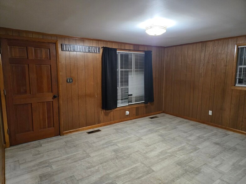 Building Photo - 149 Sam Maples Rd