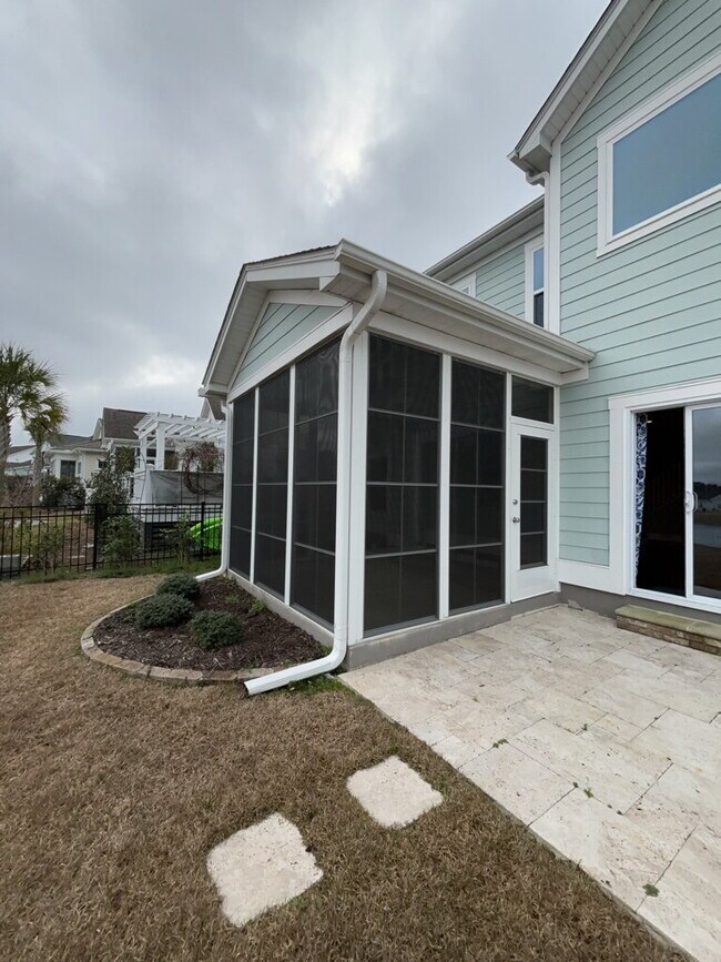 Building Photo - 292 Calm Water Way