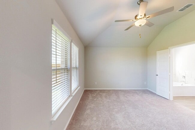 Building Photo - 1704 Gulin St