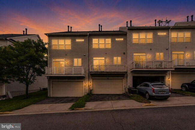 Building Photo - 4577 Derring Ln