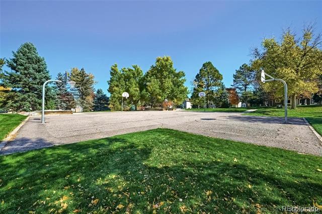 Building Photo - 9306 S Pepperwood Ln