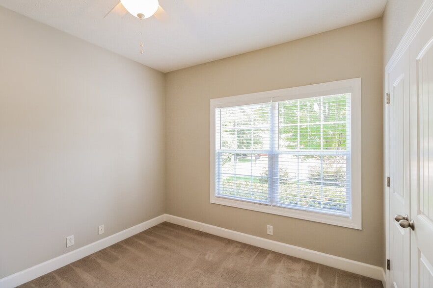 Building Photo - 4540 Carly Ct