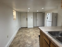 Building Photo - 1110 E 200 S
