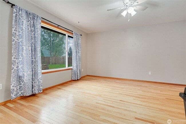 Building Photo - 16107 Goldbar Blvd