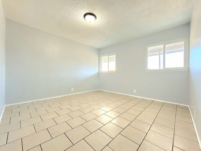 Building Photo - 8118 Stanford Ave