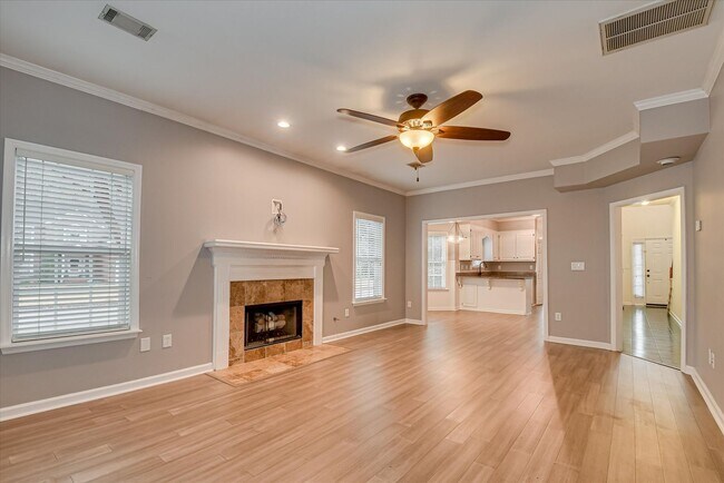 Building Photo - 4441 McManus Ct