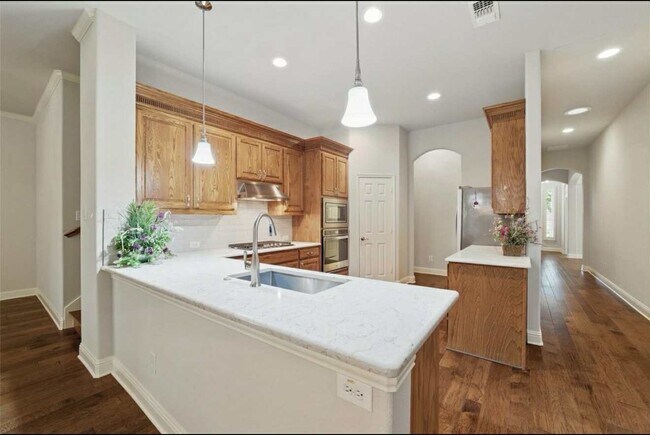 Building Photo - 231 Pine Valley Ct