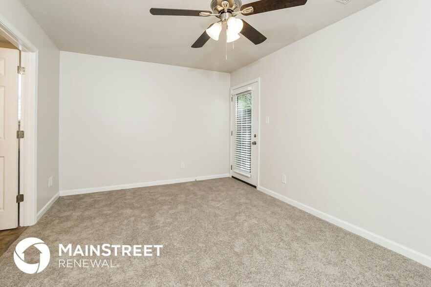 Building Photo - 1670 Sails Way