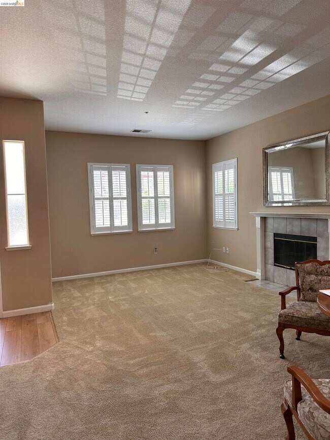 Building Photo - 227 Carter Pl