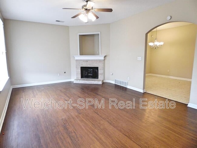 Building Photo - 9100 Cinderhill Cove W