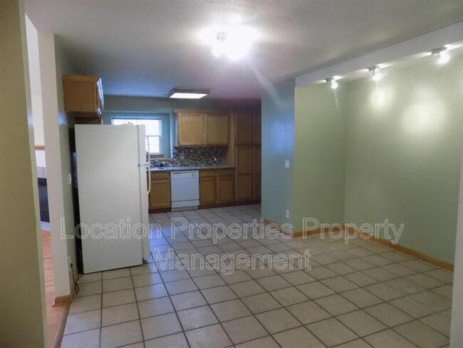 Building Photo - 4963 Stoneback Dr