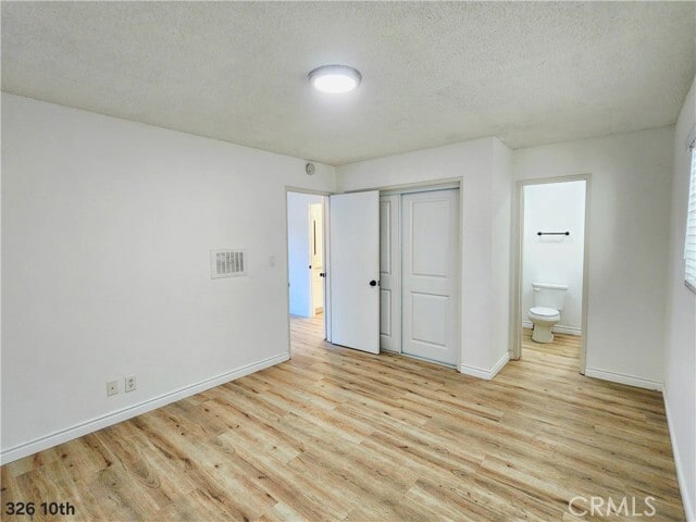 Building Photo - 326 10th Pl