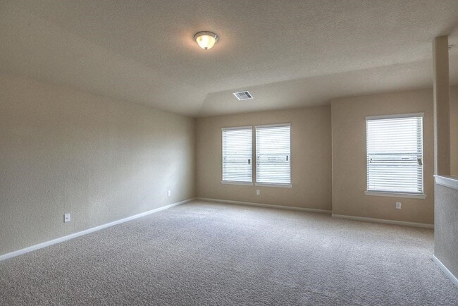 Building Photo - 21318 Mystic Oak Dr