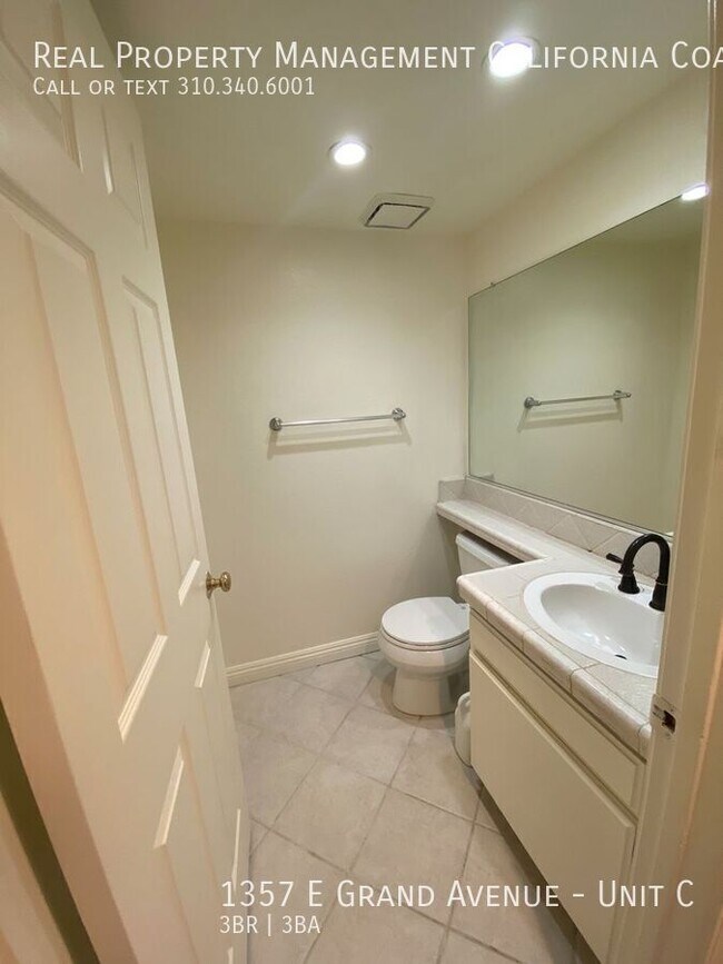 Building Photo - 1357 E Grand Ave