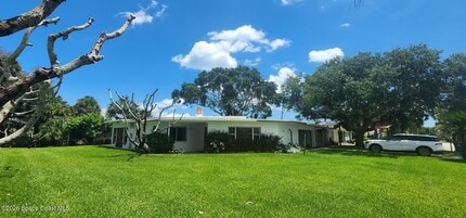 Building Photo - 485 N Shore Dr