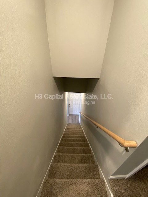 Building Photo - 408 W Clay St
