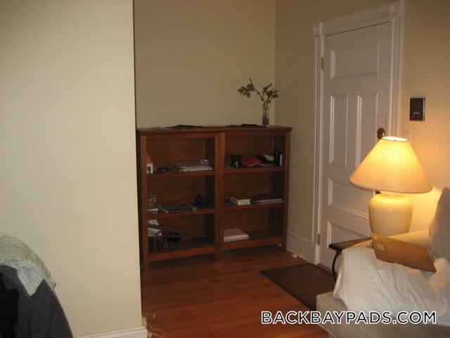 Building Photo - 8 Garrison St