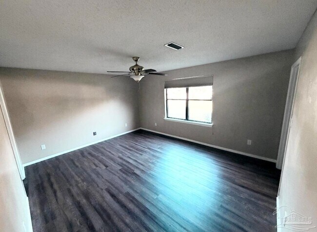 Building Photo - 7811 Deborah Dr