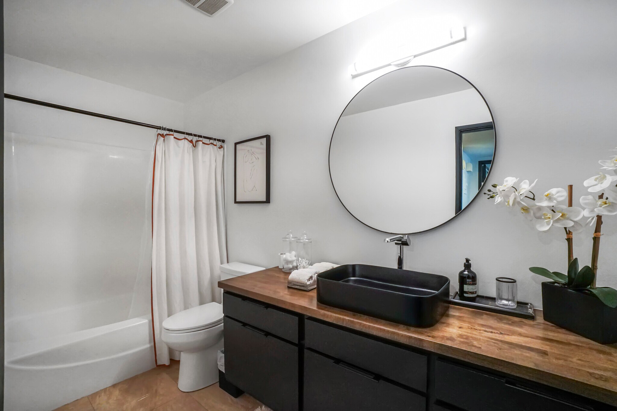 Guest Bathroom - 22041 Costanso St