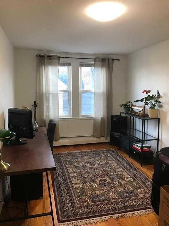 Building Photo - 76 Wenham St