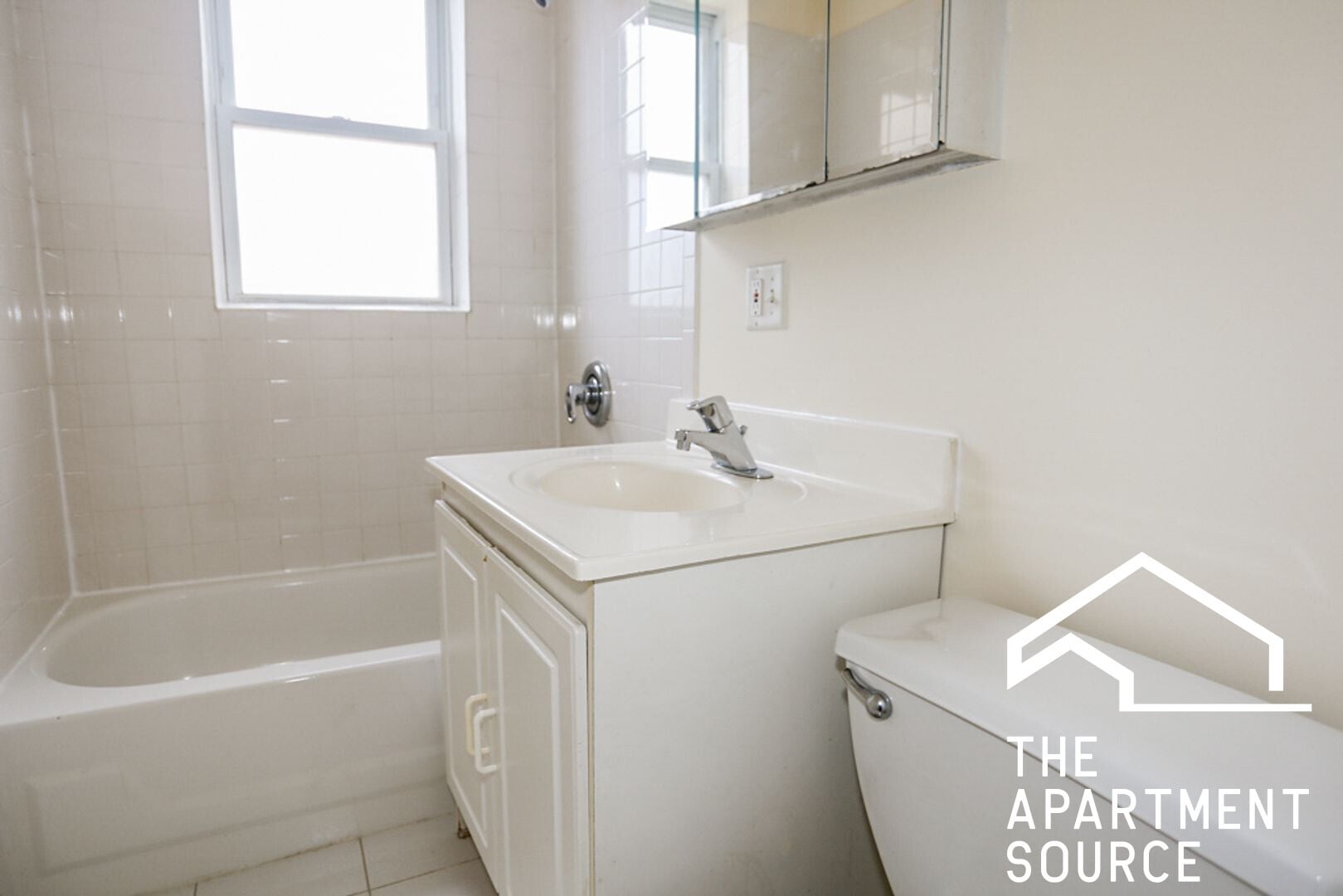 Building Photo - 3525 N Broadway St