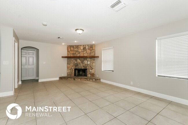 Building Photo - 17413 42nd Rd N