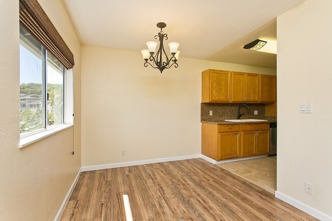 Building Photo - Kailua Rental, 3 bedroom 1.5 bath with AC ...