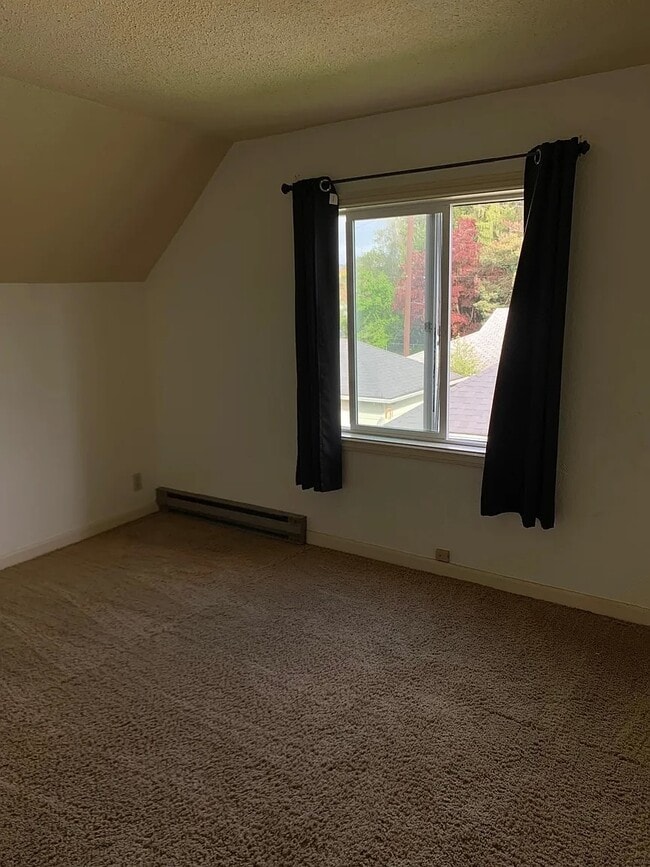 Building Photo - 9660 N Central St