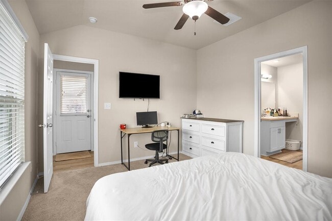 Building Photo - 14211 Sedona Rdg Dr