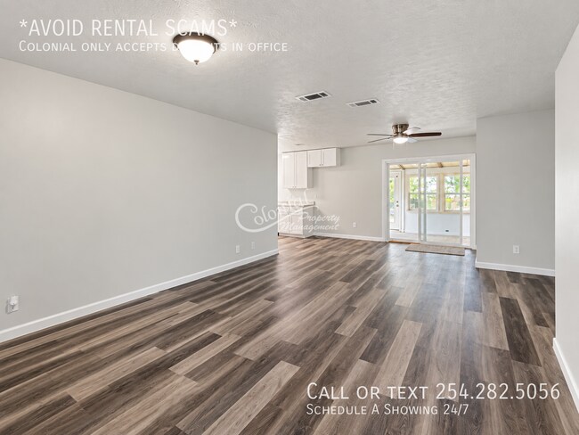 Building Photo - 3306 Shady Hill Dr