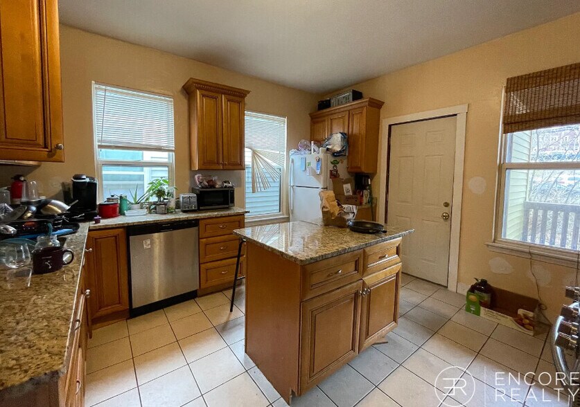 Primary Photo - 8 Eldora St