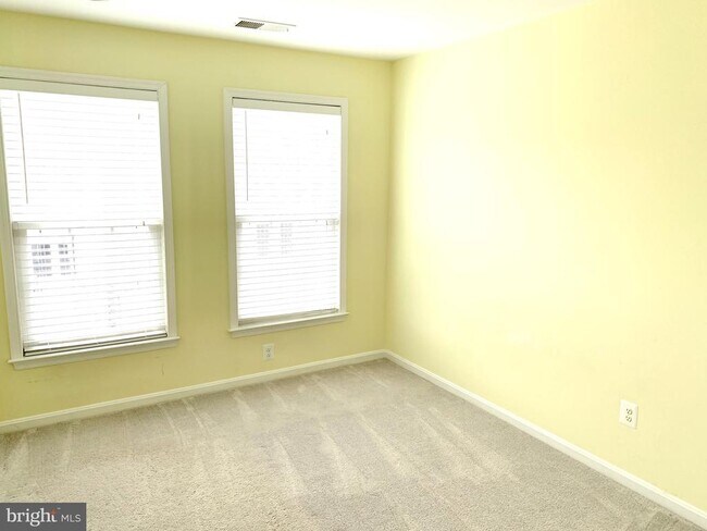 Building Photo - 22646 Wispy Green Terrace