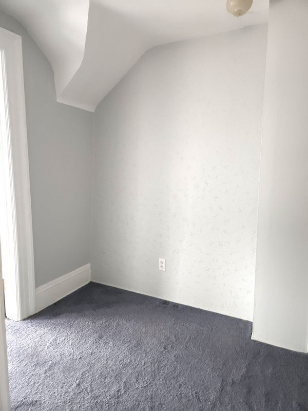 Building Photo - 56 4th Ave