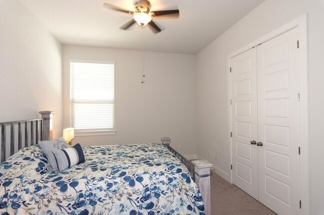 Building Photo - 404 Panzano Dr
