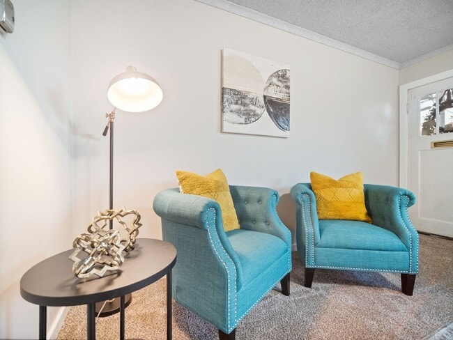 Building Photo - Millwood 2 bedroom condo