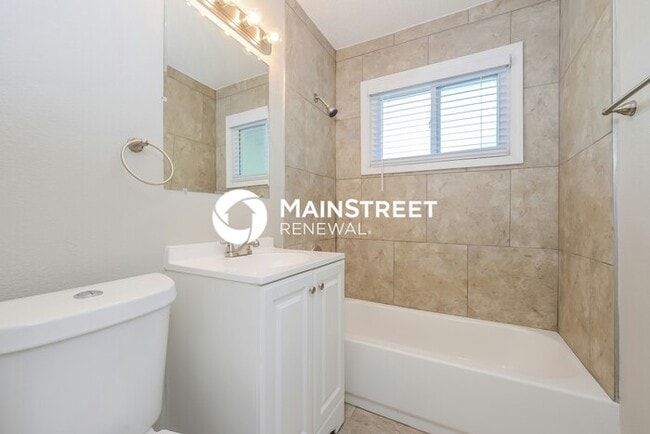 Building Photo - 3 Bedroom Pet-Friendly Home in Kansas City...