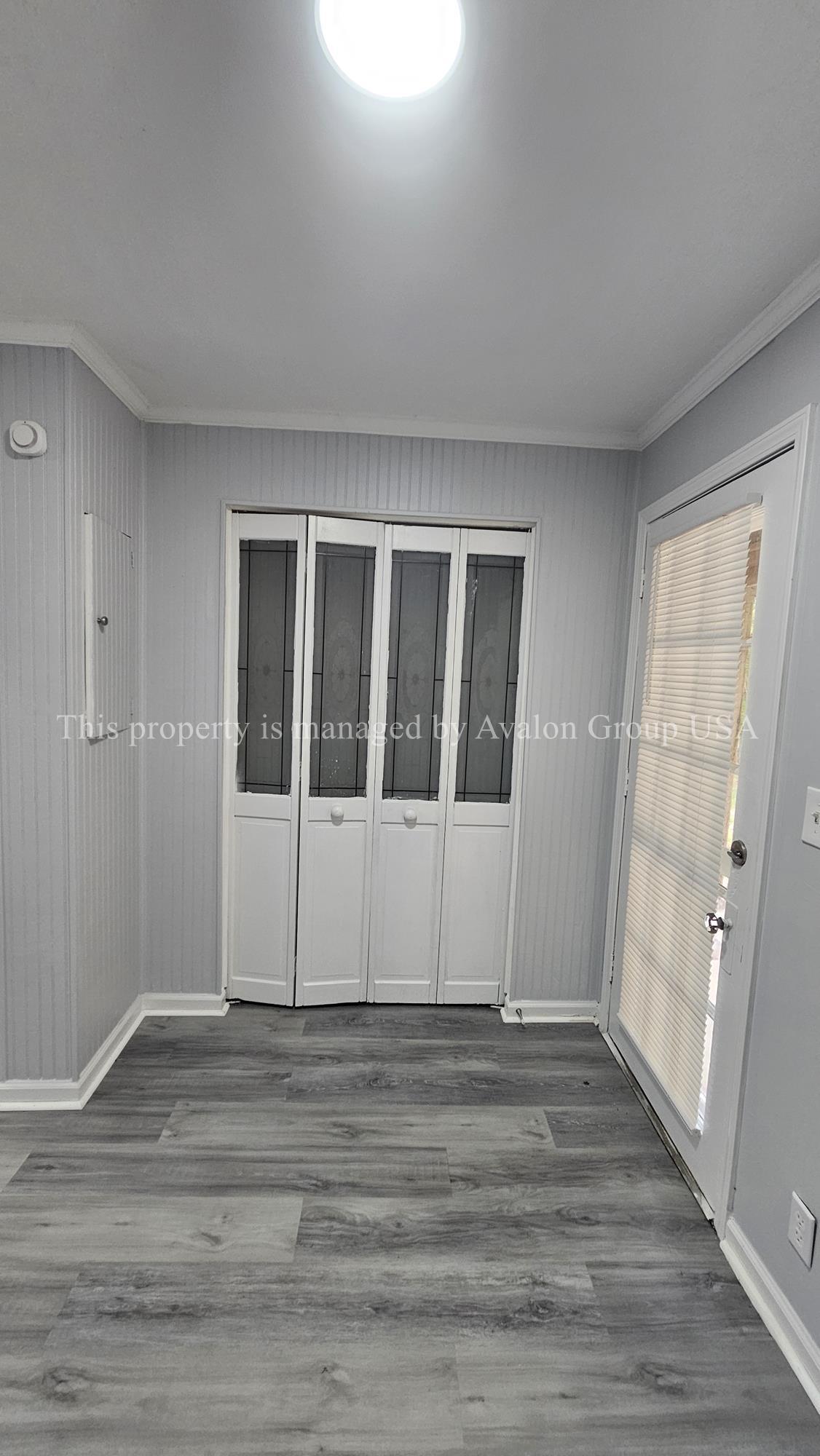 Building Photo - 6063 Longchamp Dr