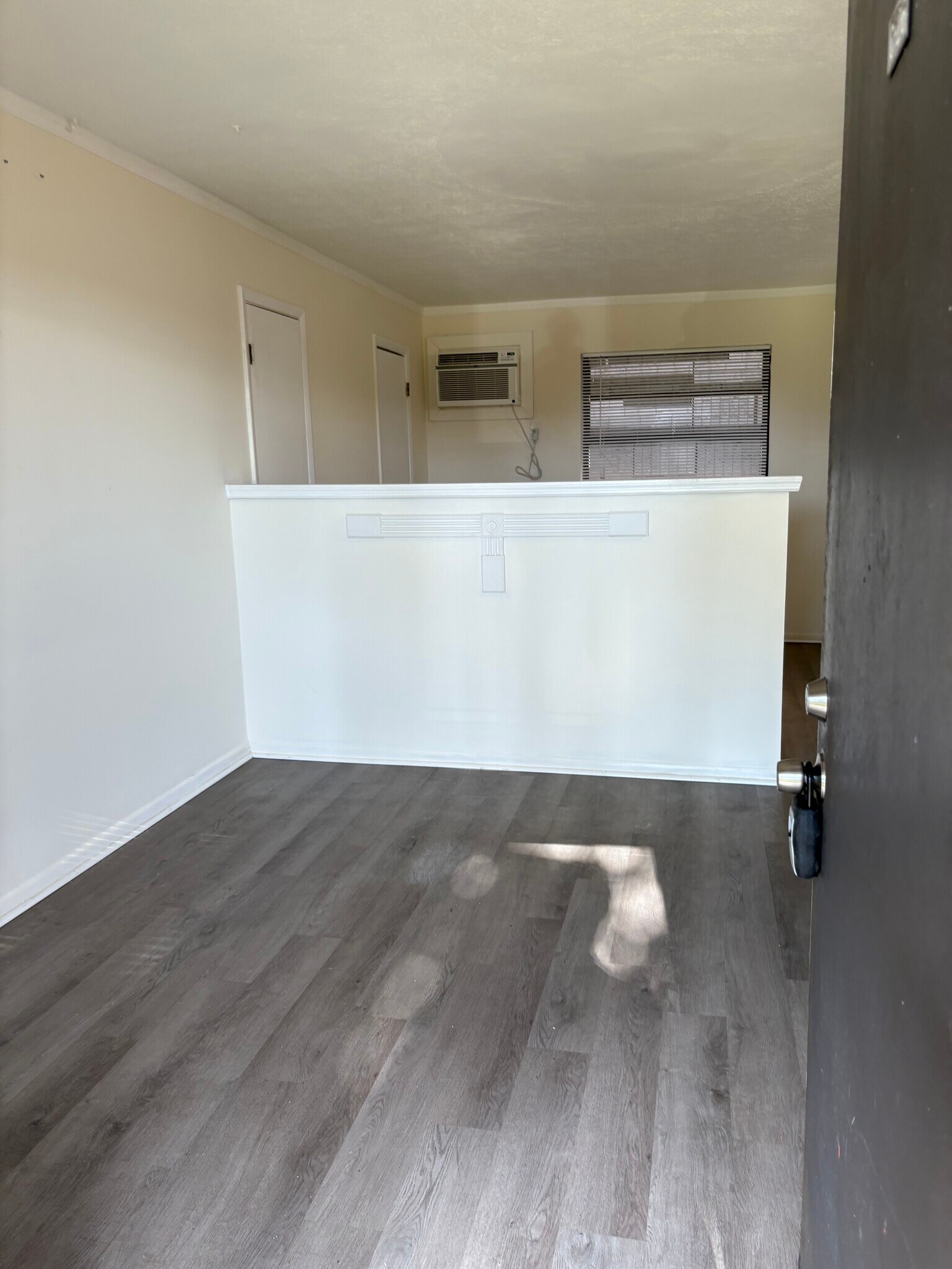 Building Photo - 1081 SE Monterey Rd