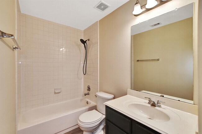 Building Photo - 15103 Sun Glaze Ct